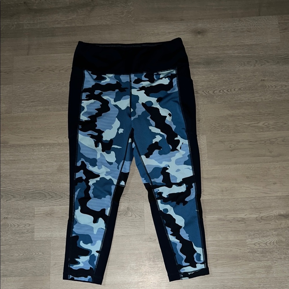 LuLaRoe Blue and Black Camouflage Leggings